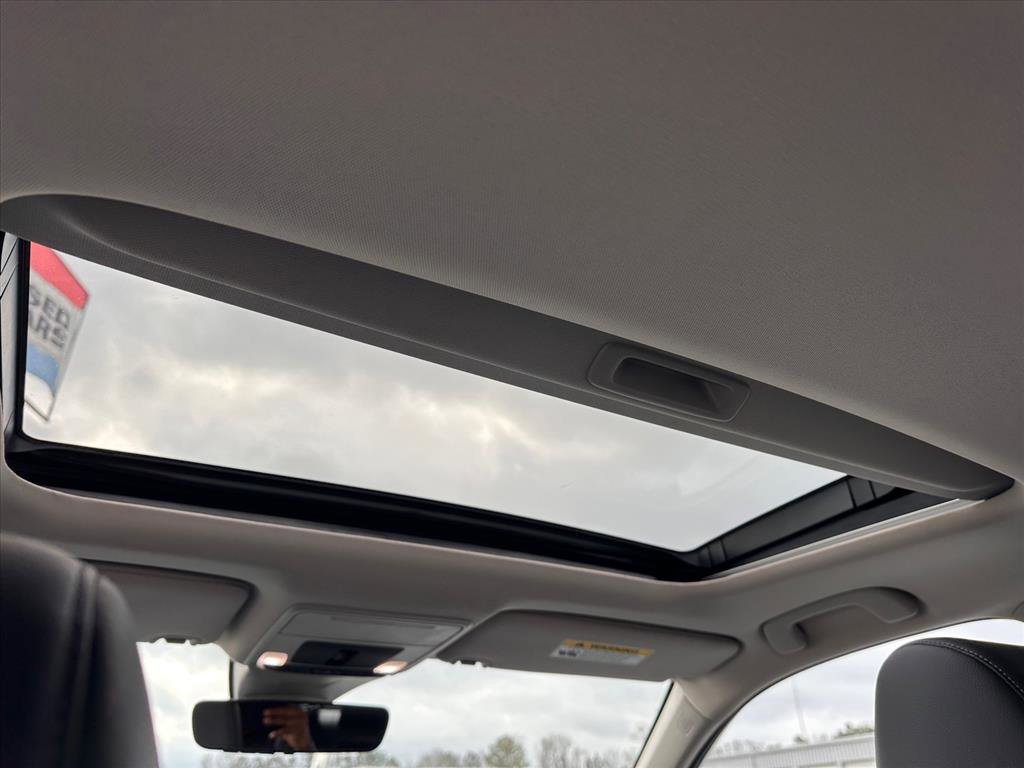 Used 2024 Honda Civic Touring image 11