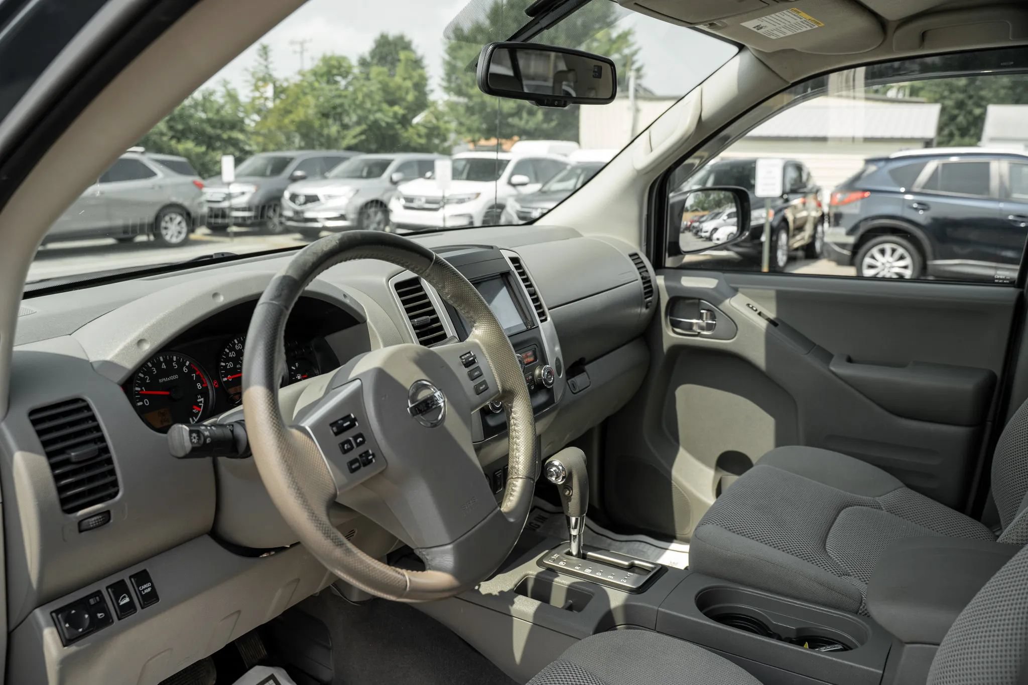 Used 2019 Nissan Frontier SV w/ Value Truck Package AWD/4WD image 6