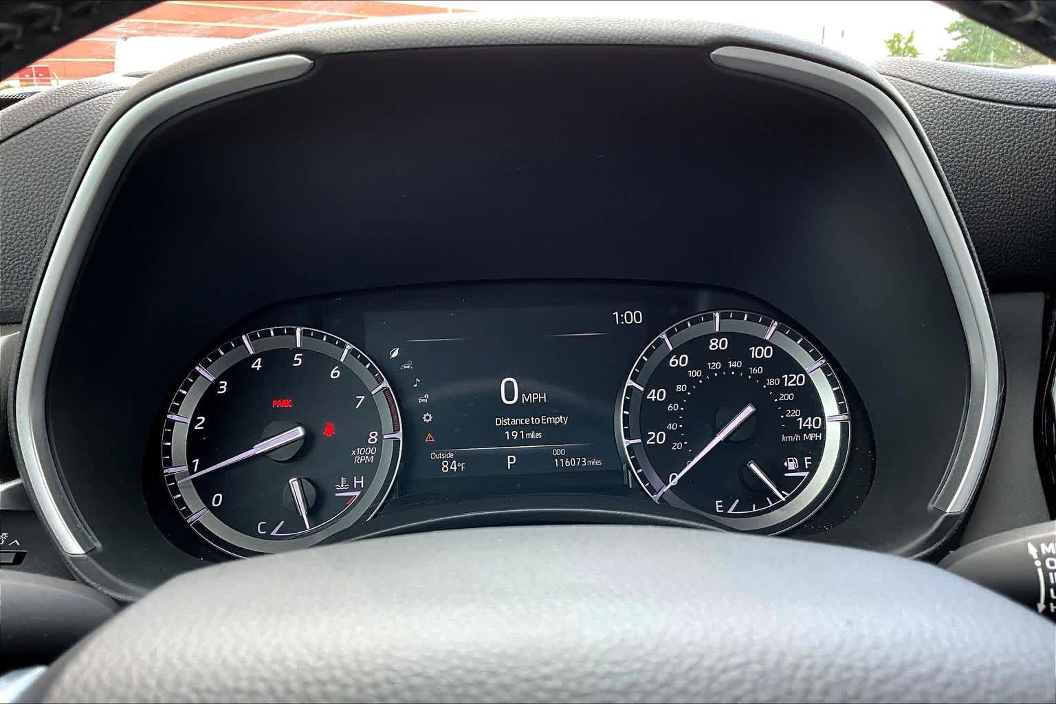 Used 2020 Toyota Highlander XLE FWD image 26