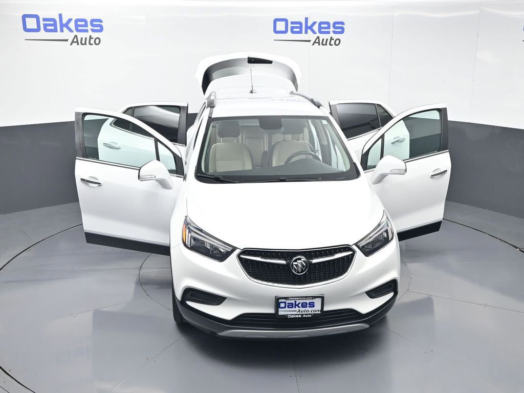 Used 2018 Buick Encore Preferred FWD image 54