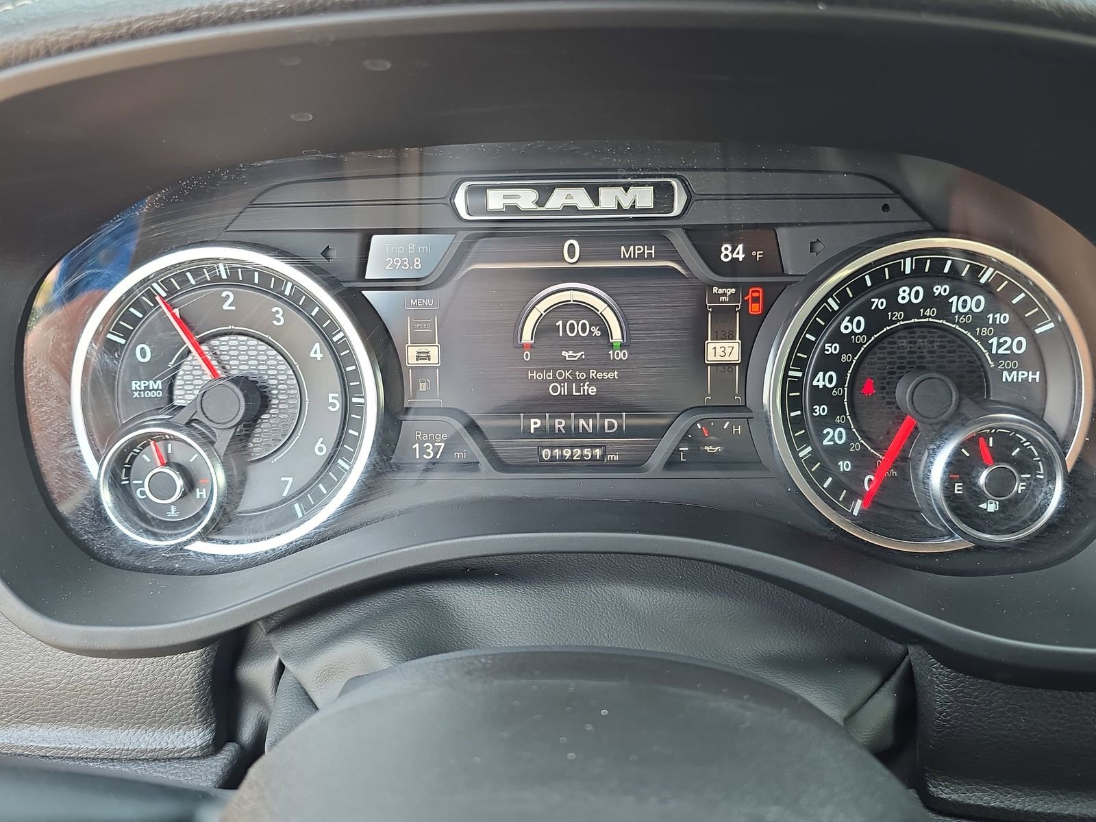 Used 2024 RAM 1500 Laramie image 25