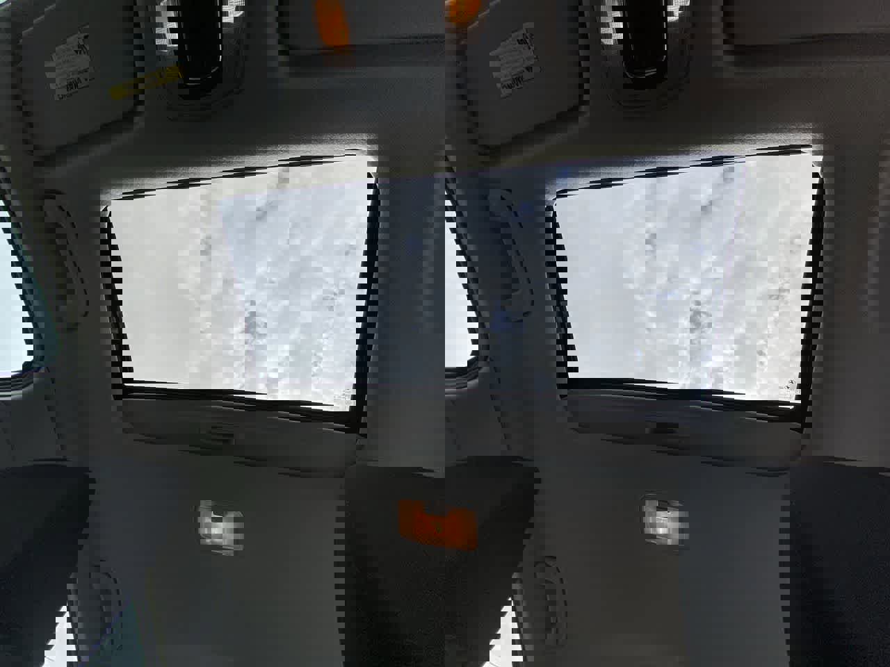 Used 2025 Hyundai Elantra SEL image 22