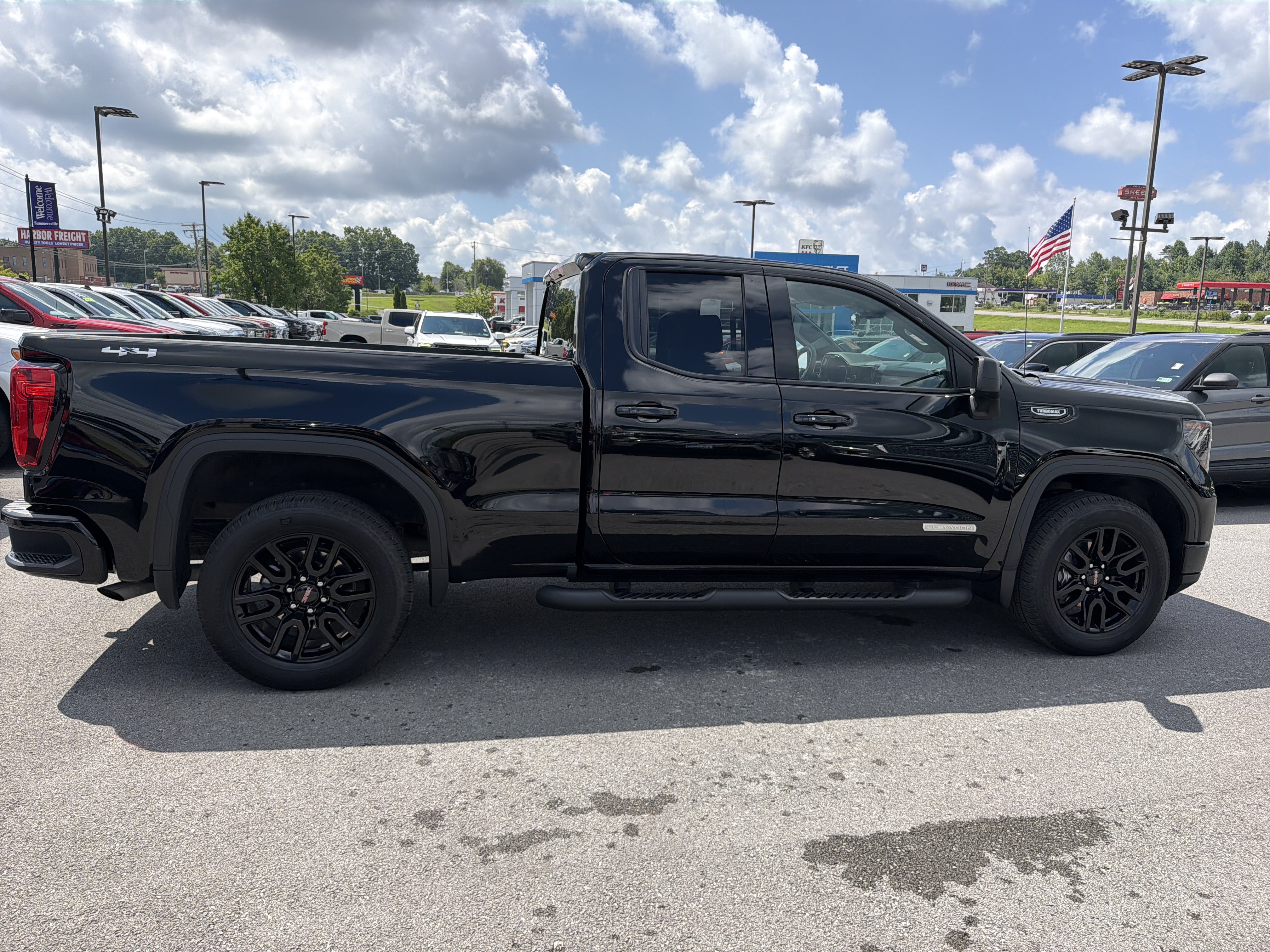 Certified 2025 GMC Sierra 1500 Elevation AWD/4WD image 5
