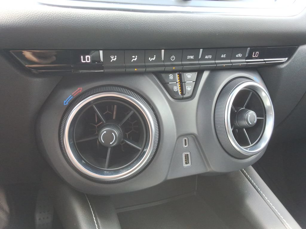 Certified 2023 Chevrolet Blazer LT FWD image 32