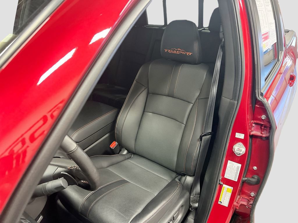 Used 2025 Honda Ridgeline TrailSport image 19