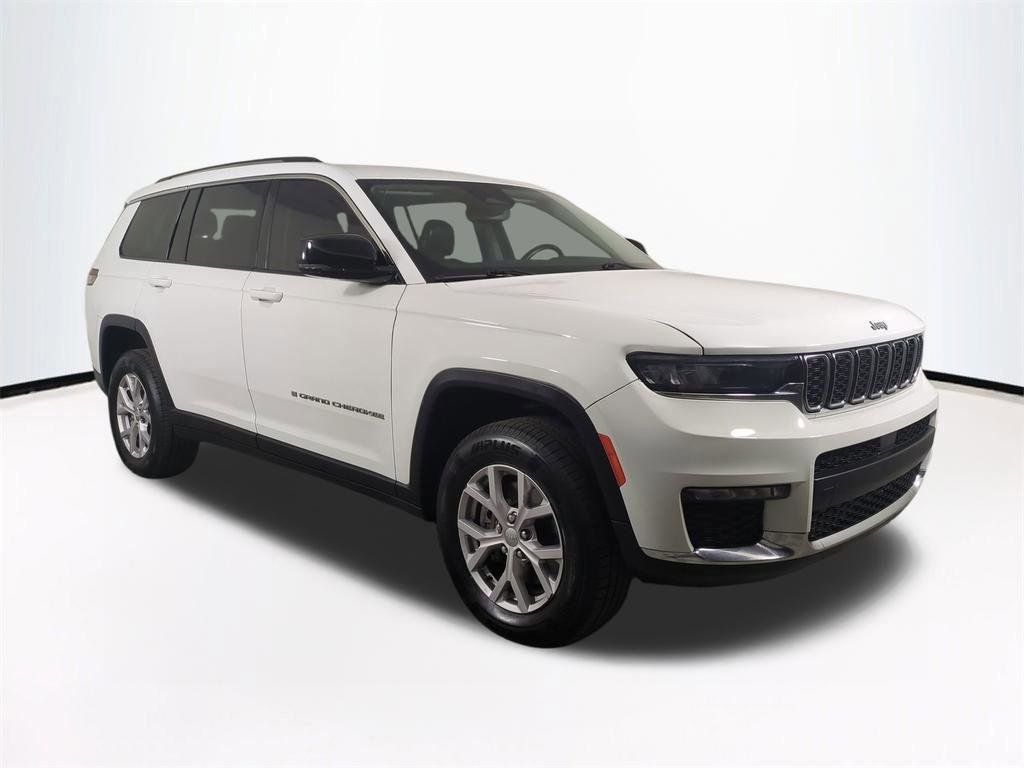 Used 2022 Jeep Grand Cherokee L Limited RWD image 2