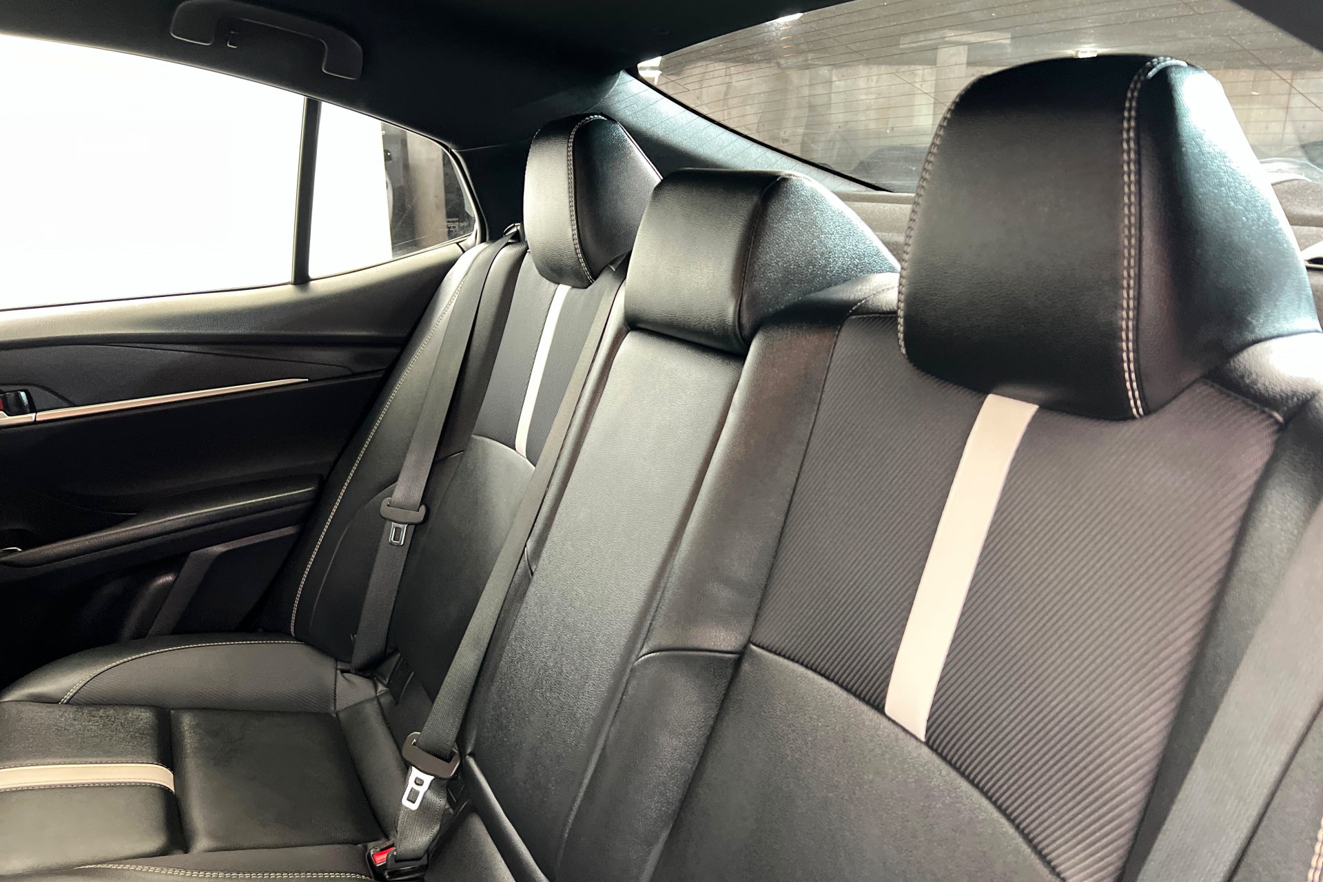 Used 2025 Toyota Camry SE FWD image 20