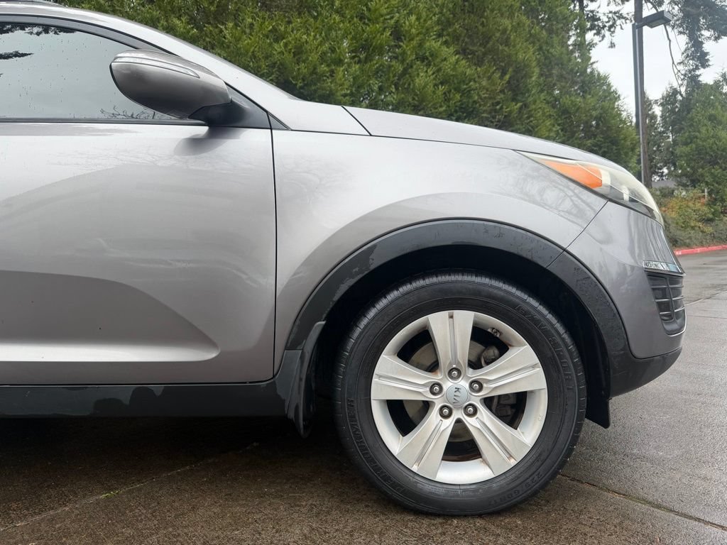 Used 2012 Kia Sportage LX w/ Navigation Pkg FWD image 2