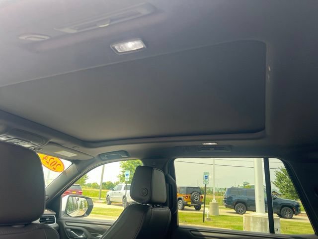 Used 2024 GMC Yukon Denali AWD/4WD image 24