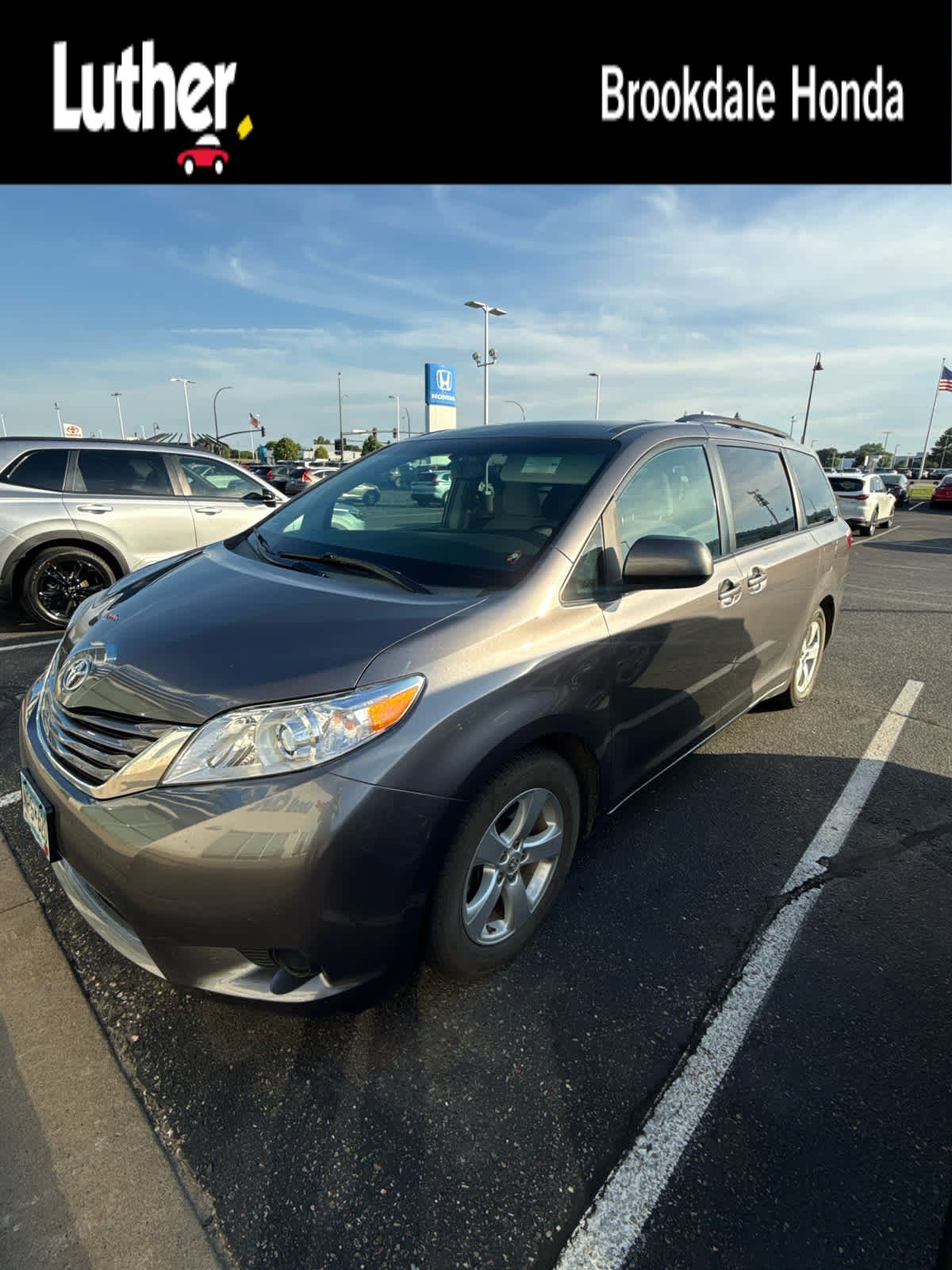 Used 2015 Toyota Sienna LE