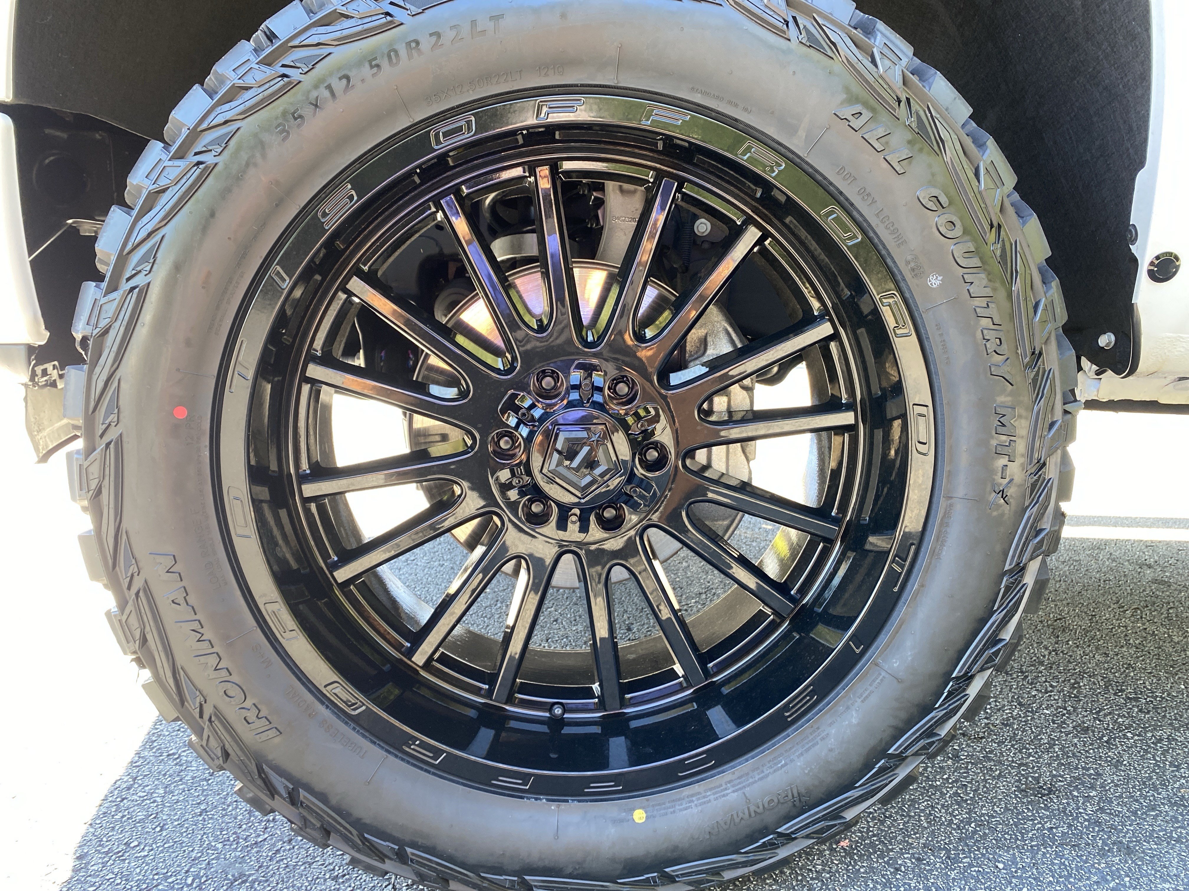 Used 2026 Chevrolet Silverado 1500 Custom w/ Turbomax Blackout Package AWD/4WD image 41