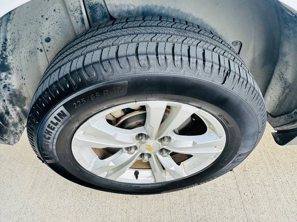 Used 2012 Chevrolet Equinox LTZ FWD image 29