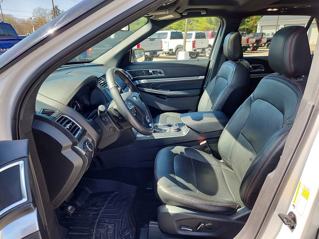 Used 2018 Ford Explorer Sport w/ Equipment Group 401A image 15