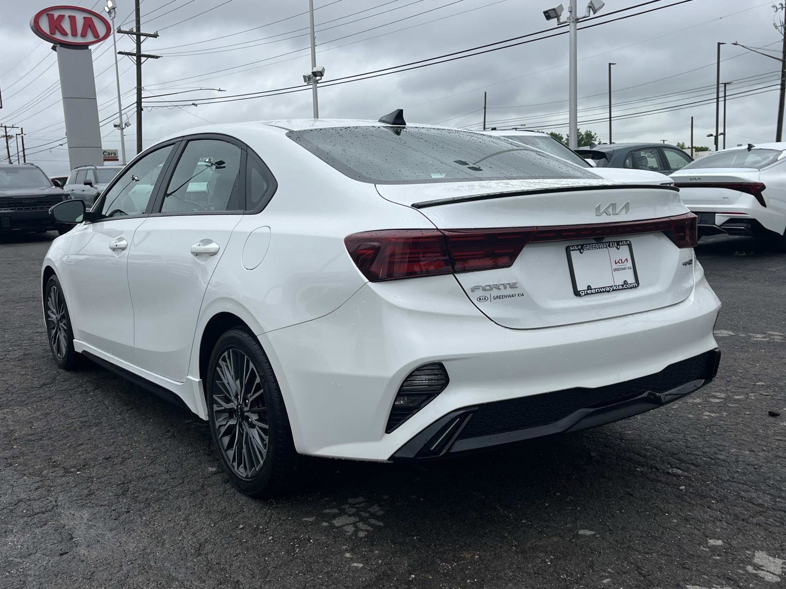 Used 2024 Kia Forte GT-Line w/ GT-Line Premium Package FWD image 5