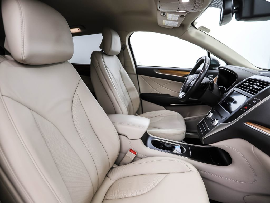 Used 2018 Lincoln MKC Select w/ Lincoln MKC Climate Package image 30