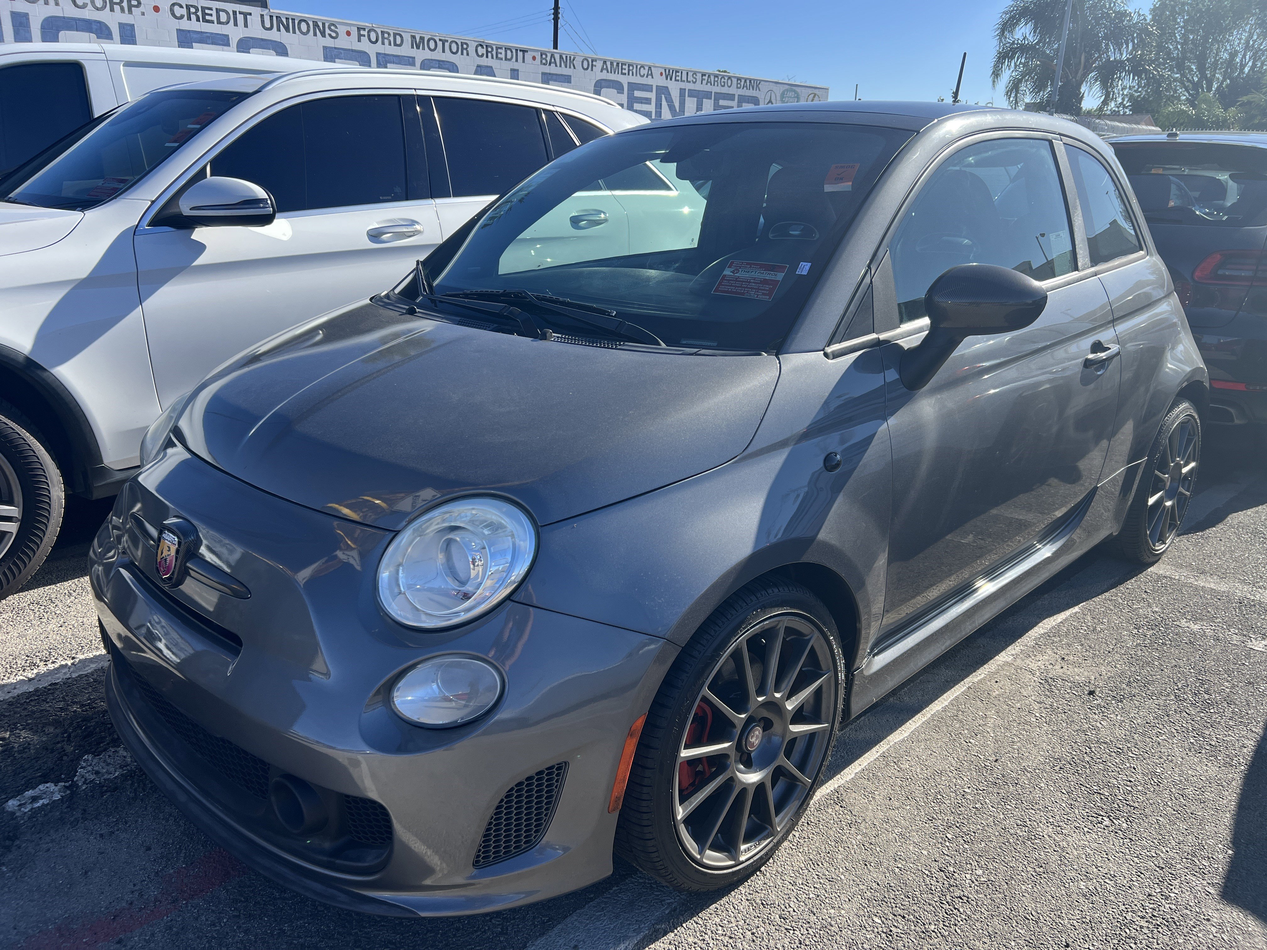 Used 2012 FIAT 500 Abarth w/ Safety & Convenience Pkg image 2