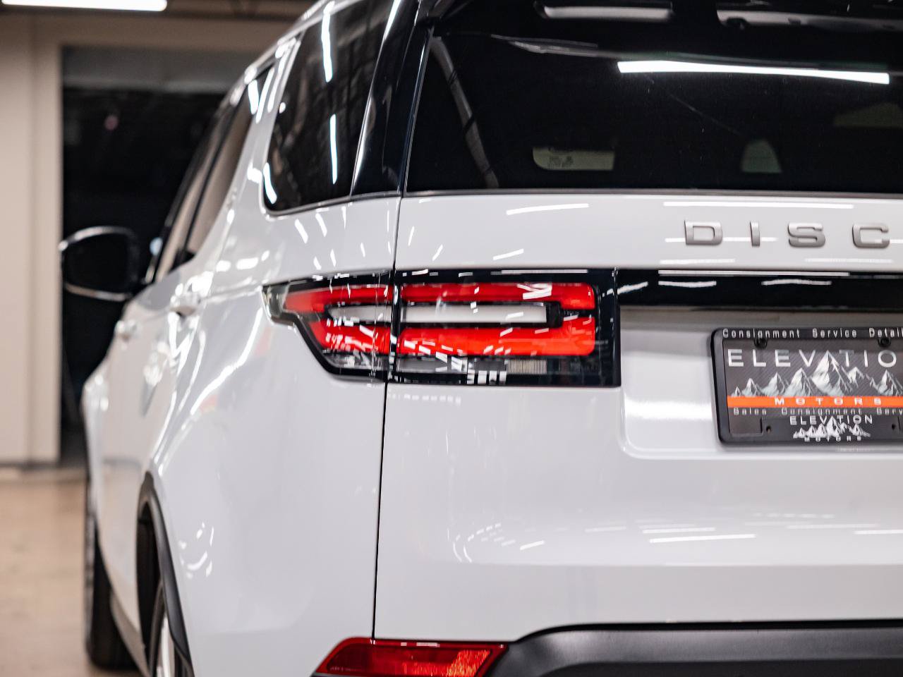 Used 2019 Land Rover Discovery HSE AWD/4WD image 29