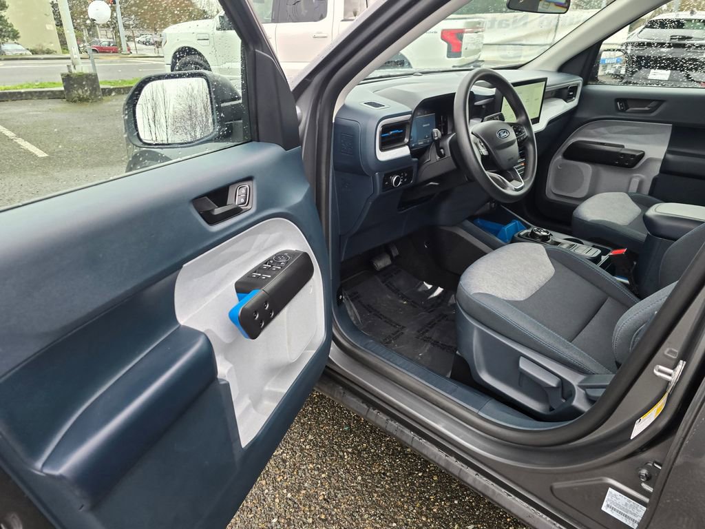 Used 2025 Ford Maverick XLT w/ Equipment Group 302A image 14