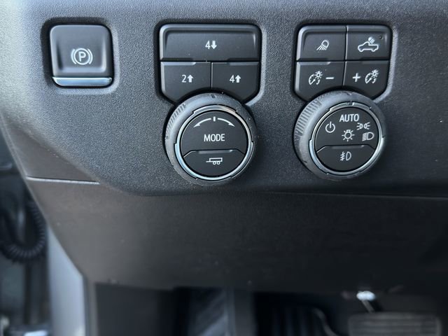 New 2026 Chevrolet Silverado 2500 LT w/ Trail Boss Package image 18