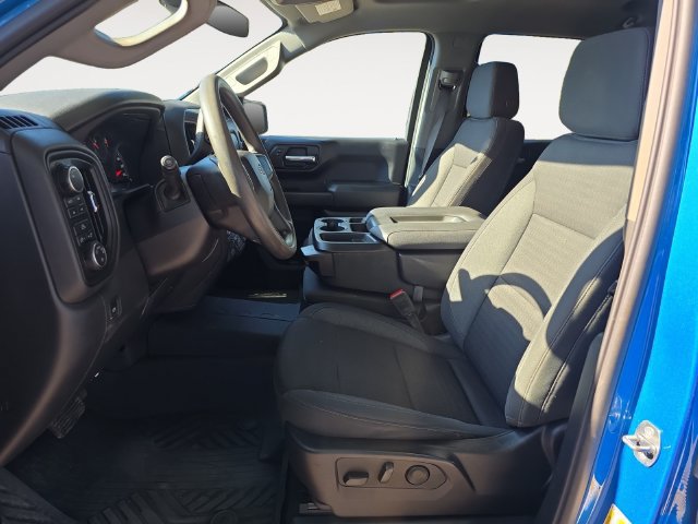 Certified 2024 Chevrolet Silverado 1500 Custom Trail Boss w/ LPO, Dark Essentials Package AWD/4WD image 11