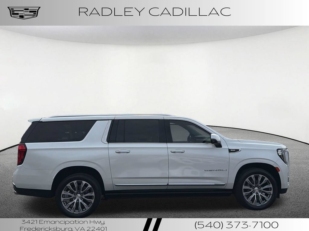 Used 2022 GMC Yukon XL Denali AWD/4WD image 20