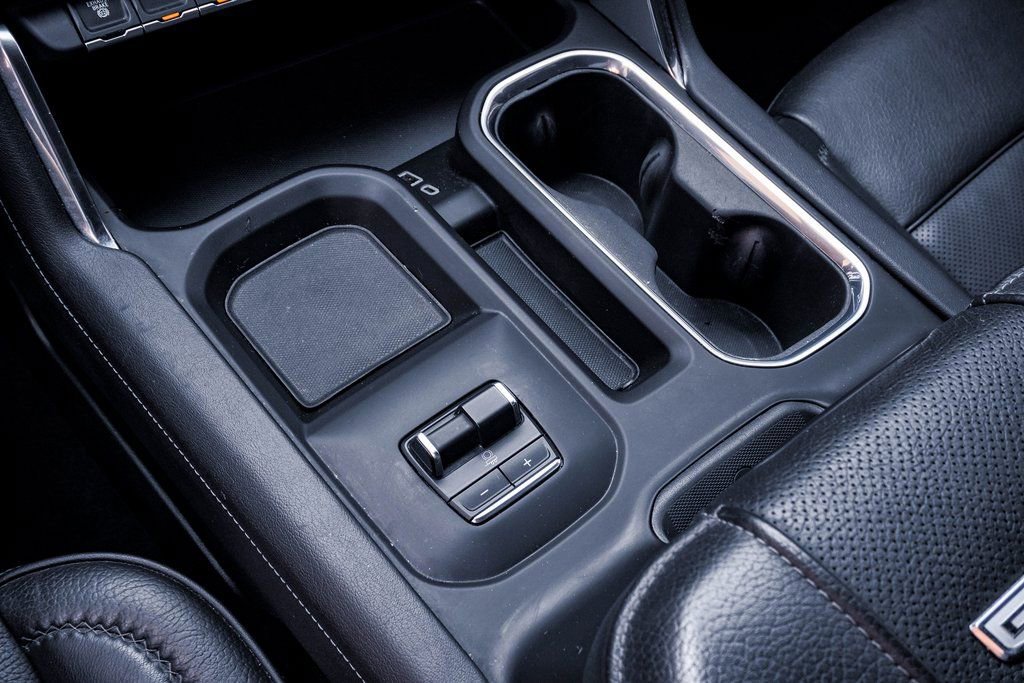 Used 2024 GMC Sierra 2500 Denali w/ Denali Reserve Package image 31