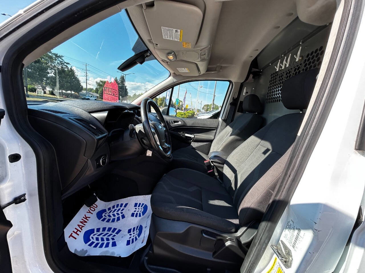 Used 2018 Ford Transit Connect XLT image 13