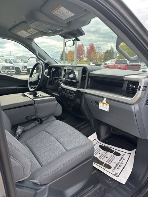 New 2026 Ford F450 XL w/ 360-Degree Camera Package image 17