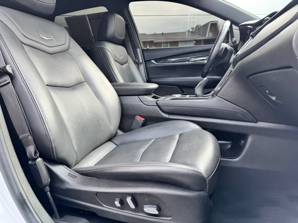 Used 2021 Cadillac XT5 Premium Luxury AWD/4WD image 10