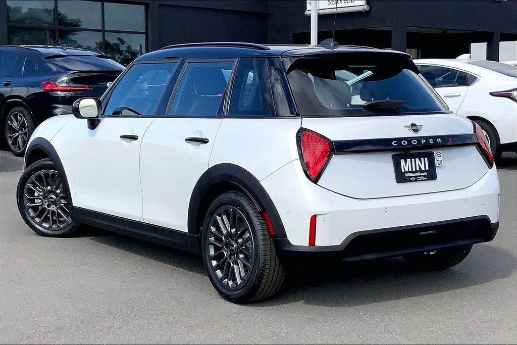 New 2026 MINI Cooper S image 3