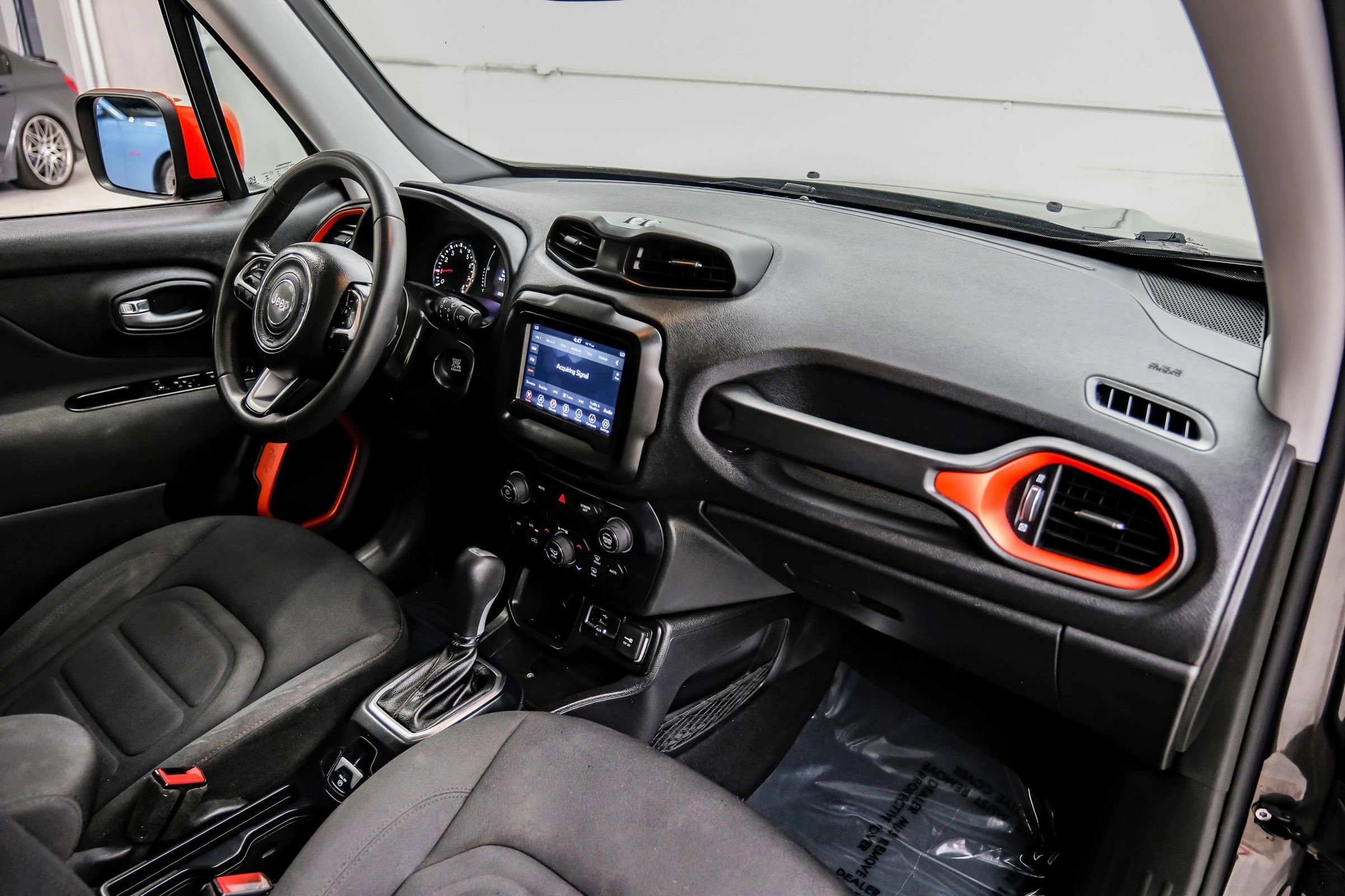 Used 2020 Jeep Renegade Latitude image 15