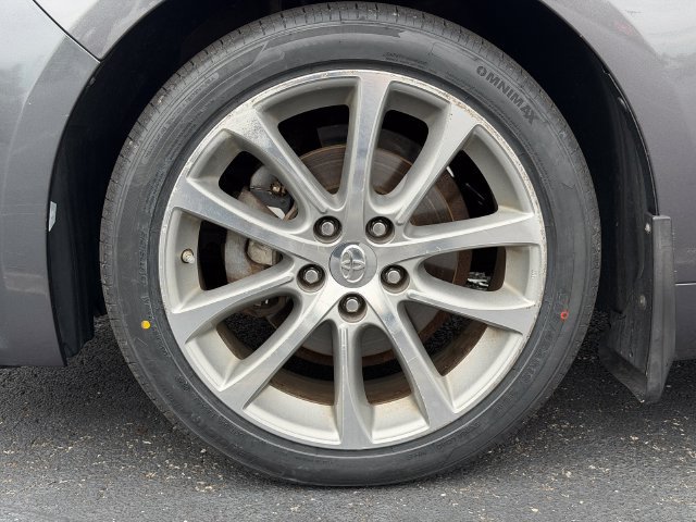 Used 2014 Toyota Avalon Limited FWD image 11