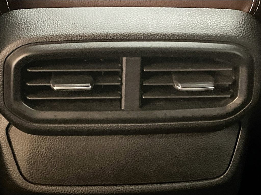 Used 2025 Honda Passport EX-L image 25