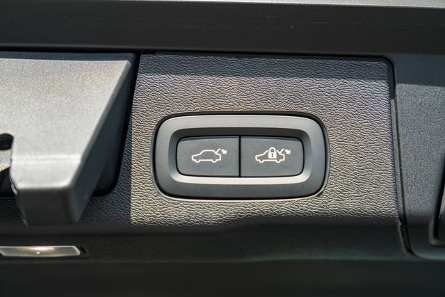 New 2026 Volvo XC60 B5 Plus w/ Climate Package image 11