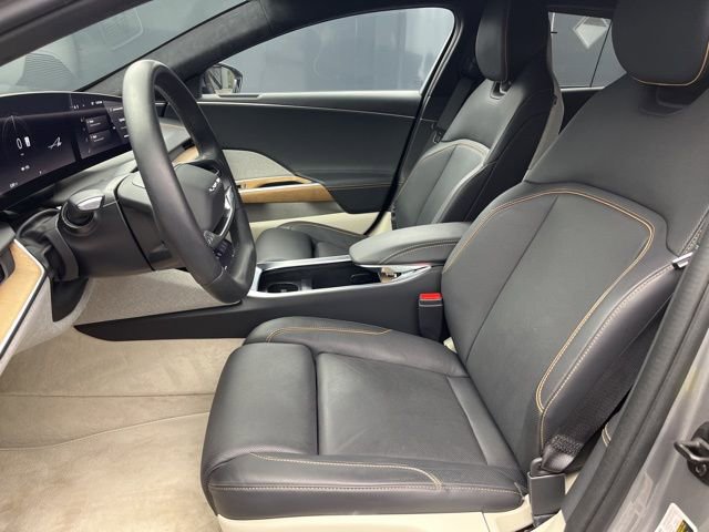 Used 2024 Lucid Air Touring image 9
