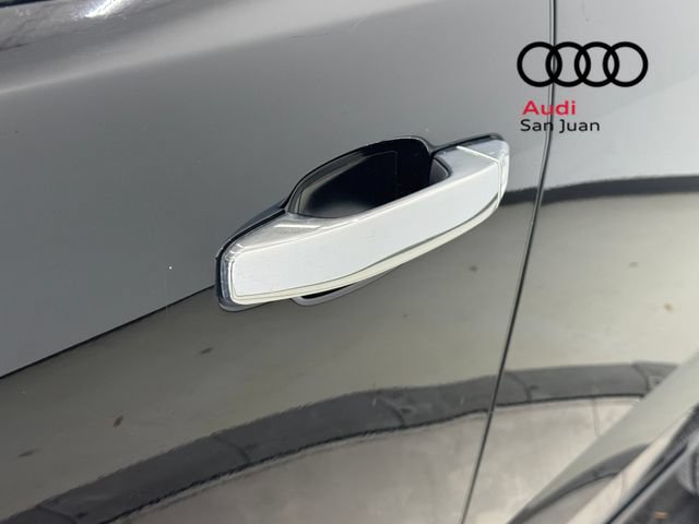 Used 2019 GMC Canyon Denali RWD image 10