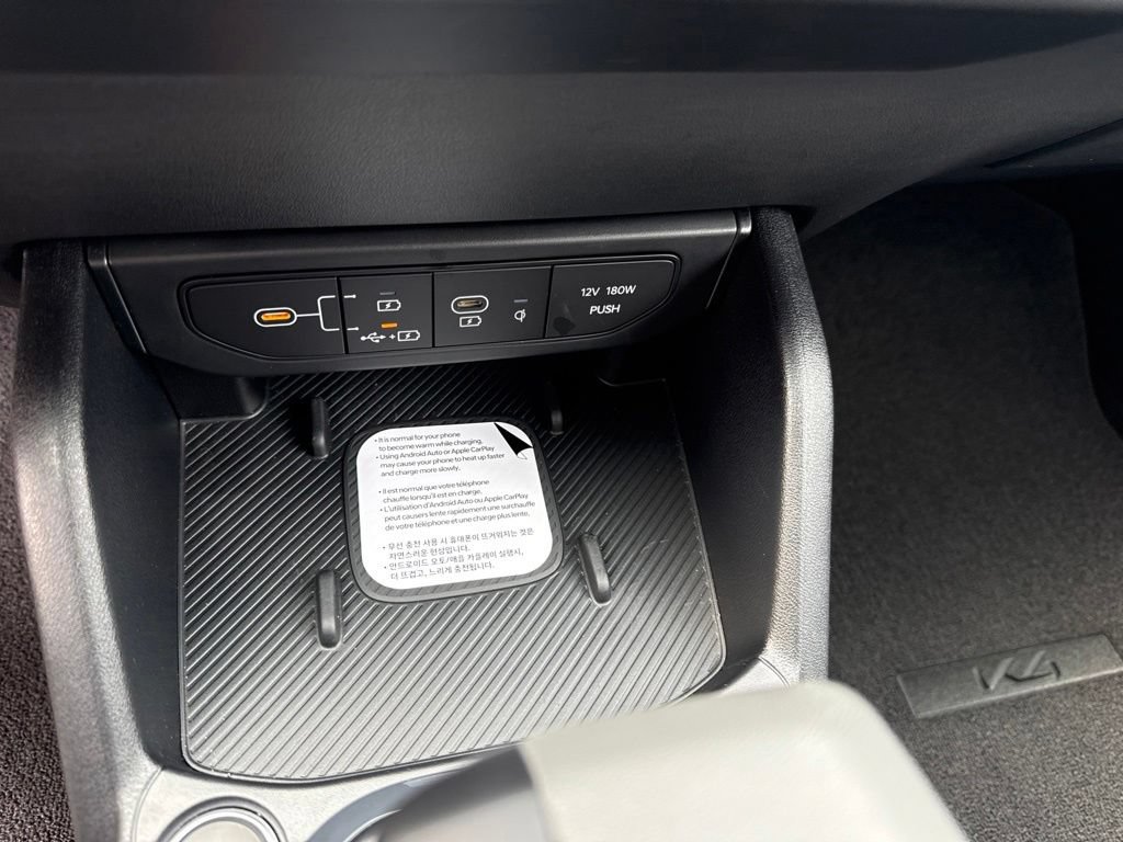 Certified 2025 Kia K4 GT-Line Turbo FWD image 33