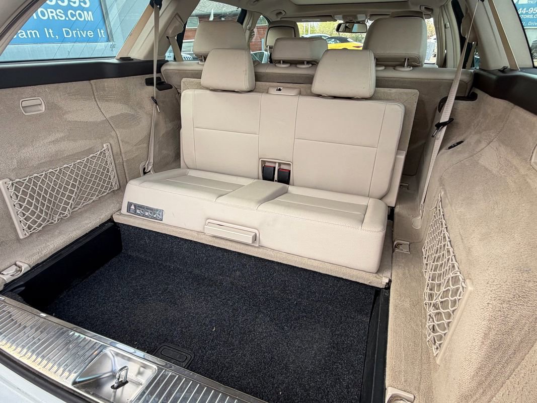Used 2016 Mercedes-Benz E 350 4MATIC Wagon w/ Premium Package image 9