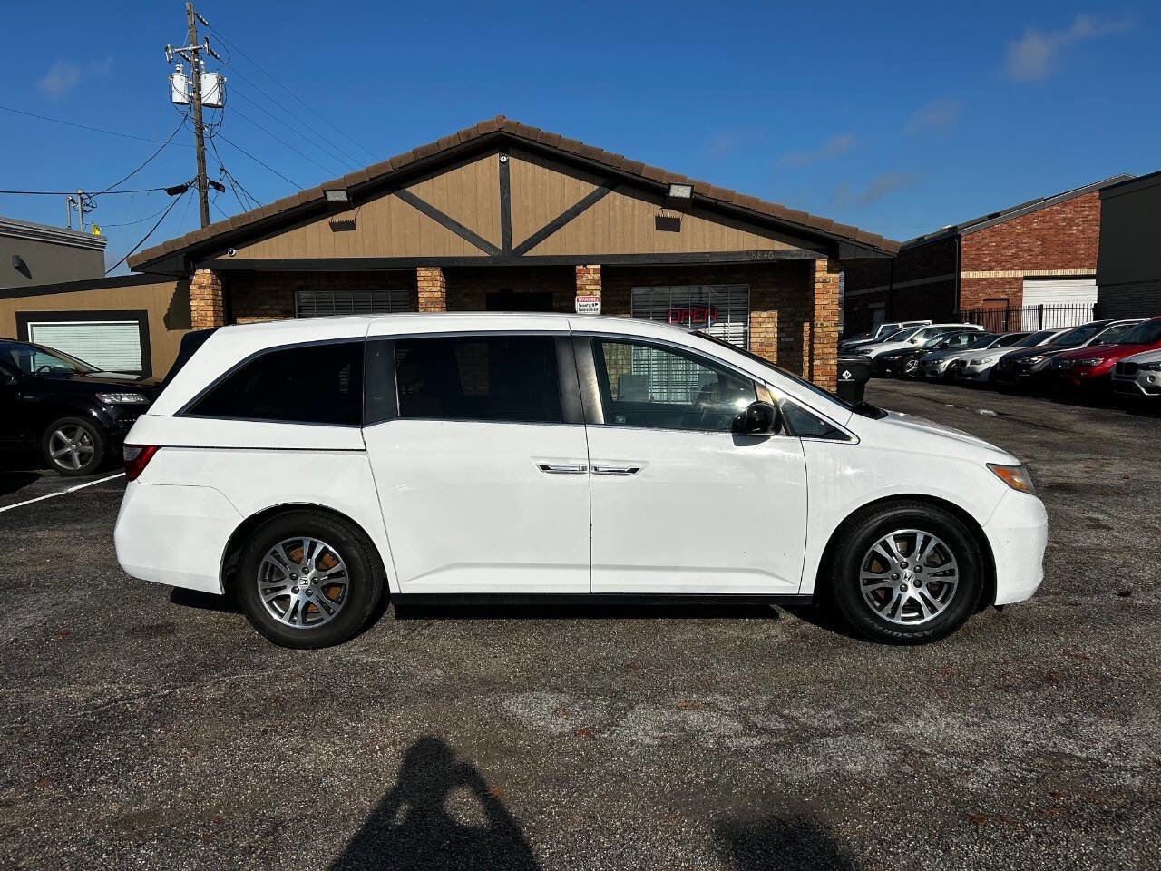 Used 2012 Honda Odyssey EX image 4