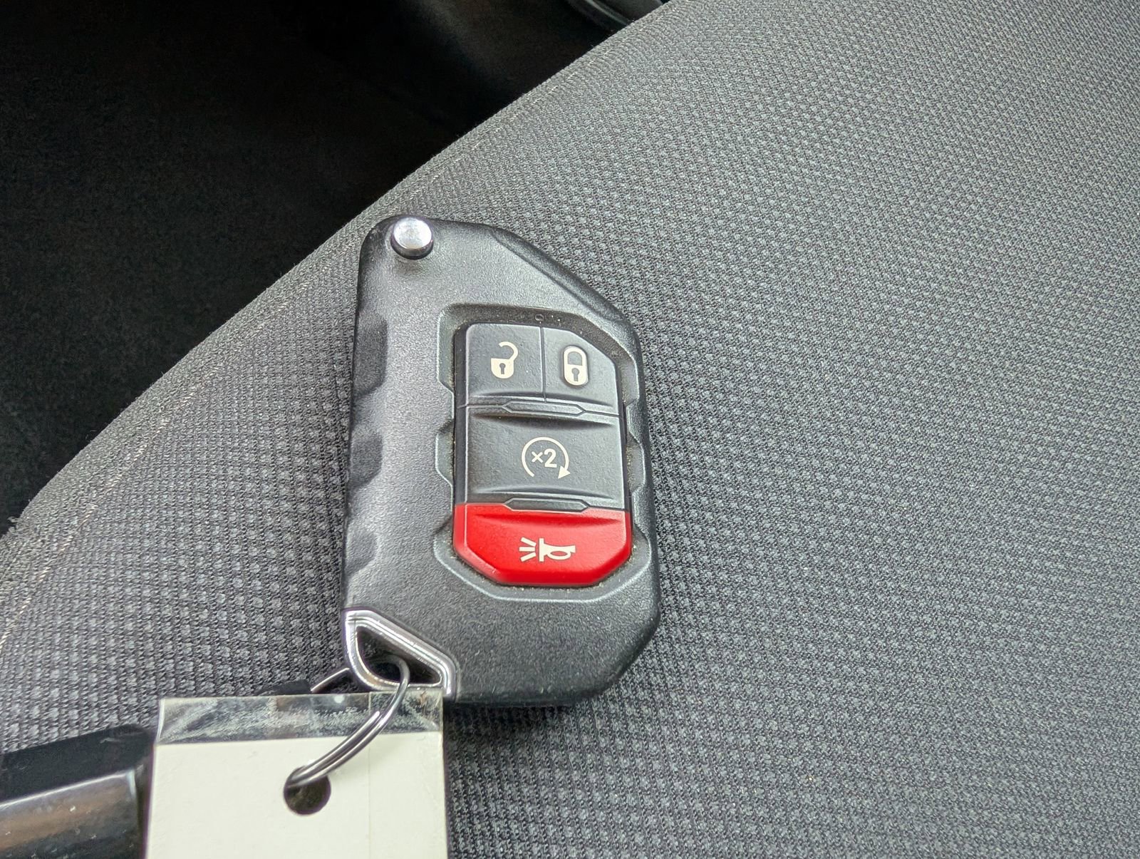 Used 2018 Jeep Wrangler Unlimited Sport S image 30