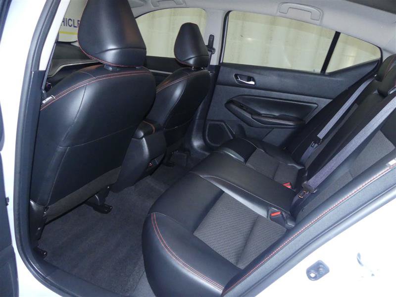 Used 2024 Nissan Altima 2.5 SR FWD image 22