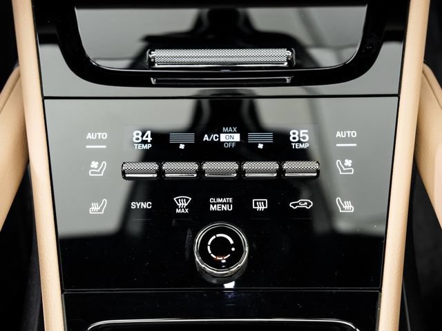 Certified 2026 Porsche Cayenne AWD/4WD image 19