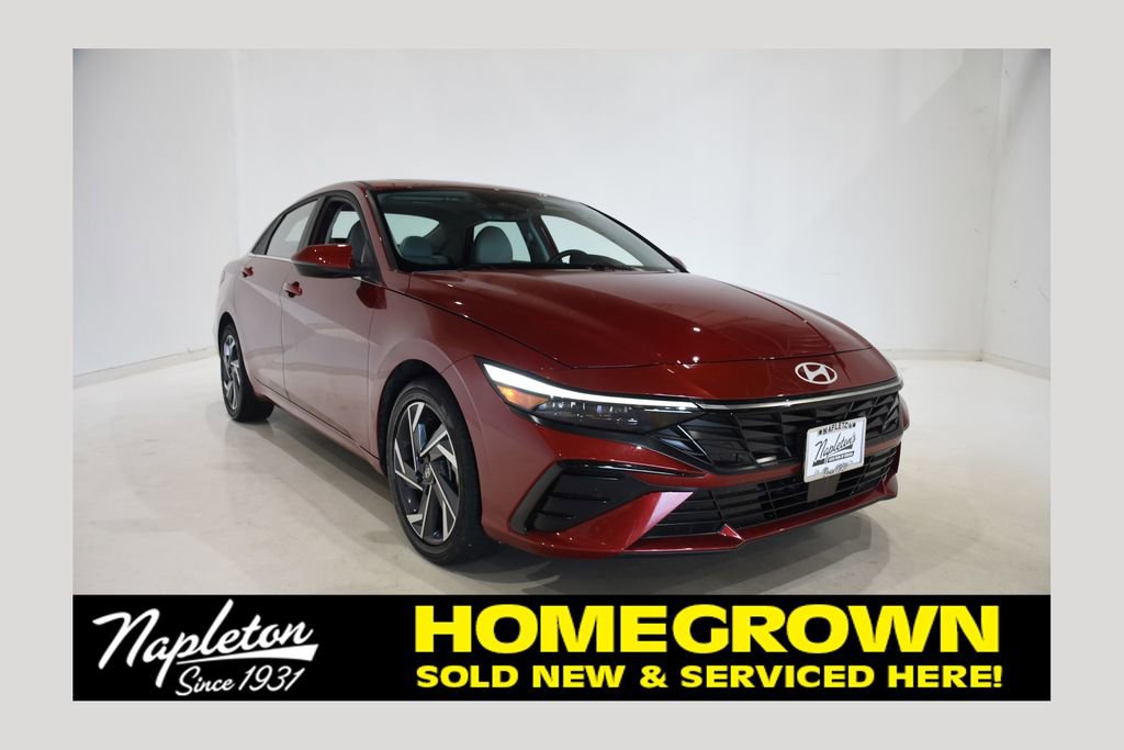 Used 2025 Hyundai Elantra Limited FWD image 1