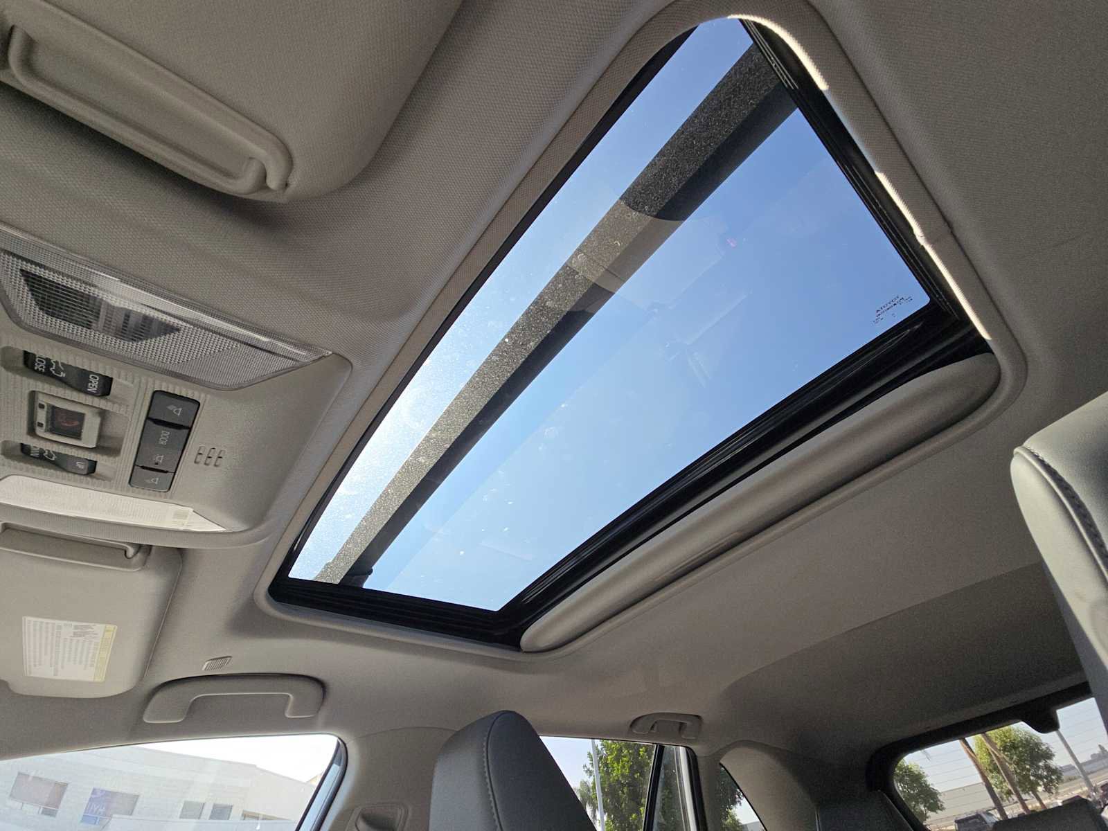 Certified 2025 Toyota RAV4 XLE Premium image 34