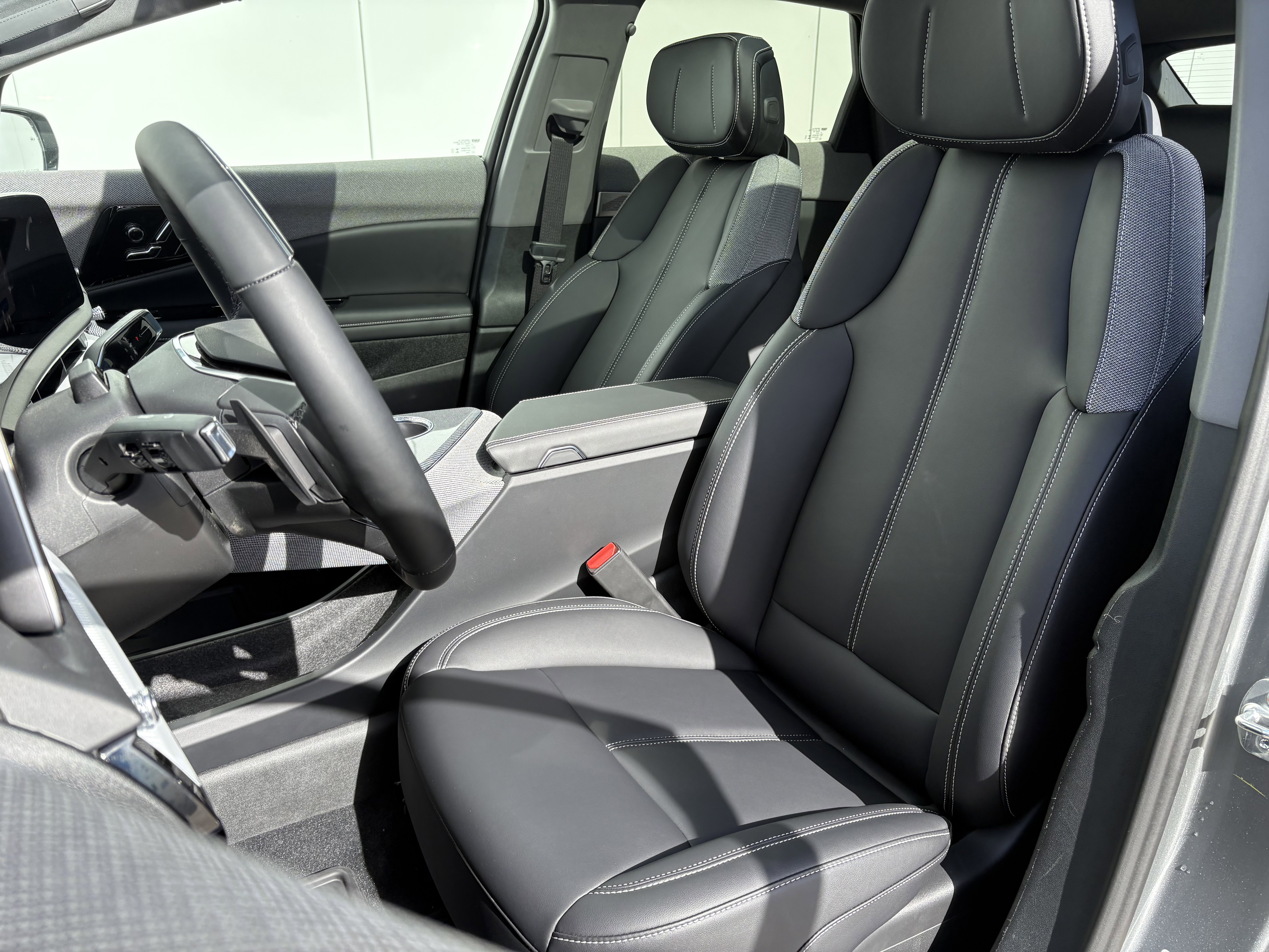 New 2025 Cadillac Optiq Sport 1 image 11