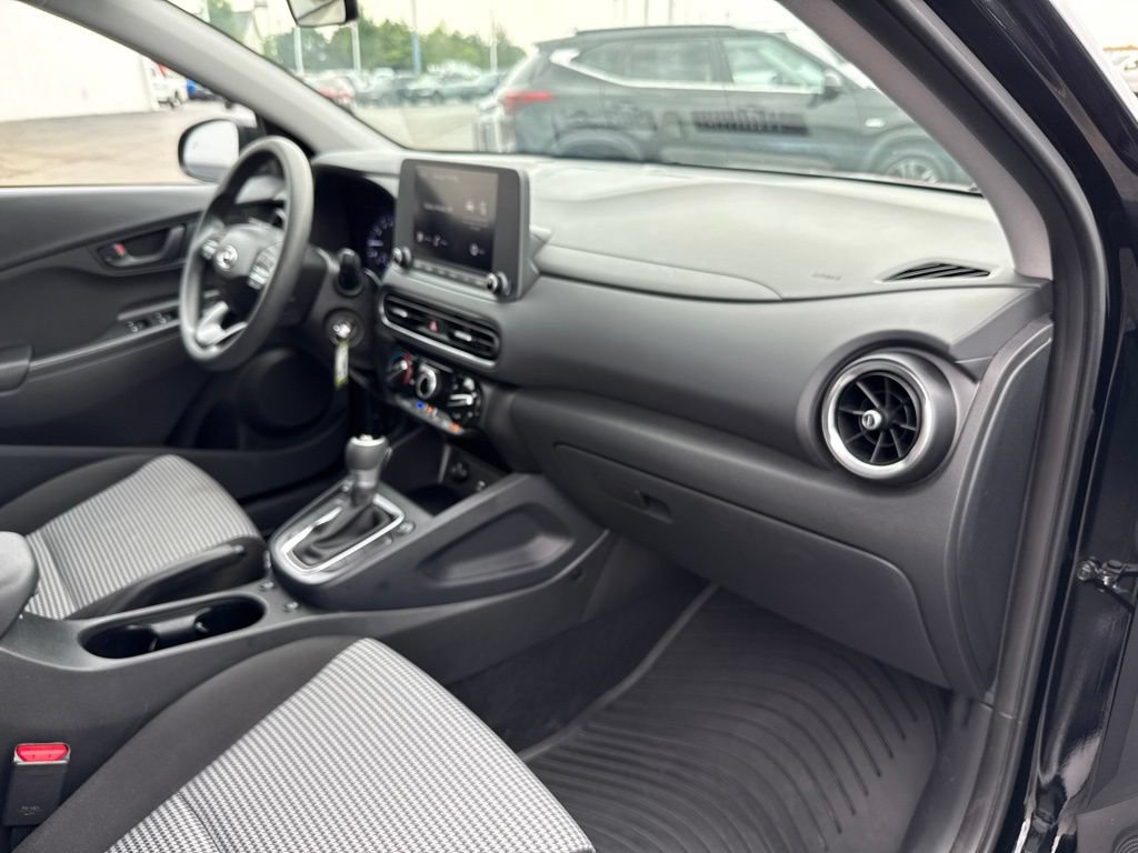 Used 2023 Hyundai Kona SE AWD/4WD image 31