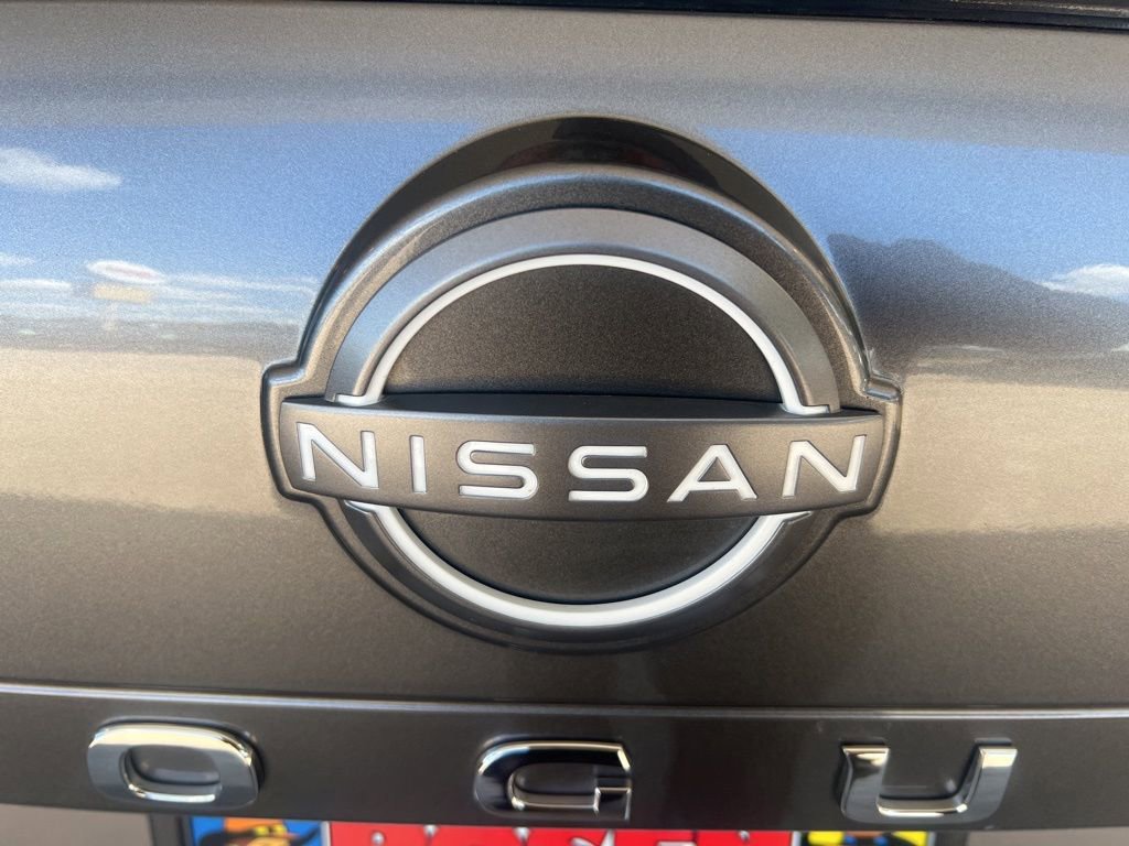 Certified 2023 Nissan Rogue SV image 33