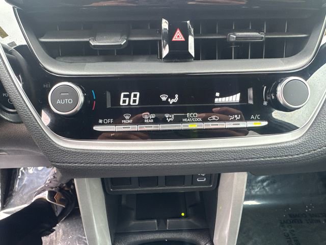 Certified 2024 Toyota Corolla Cross SE image 38