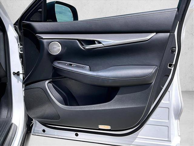 Used 2023 INFINITI QX50 Luxe FWD image 19