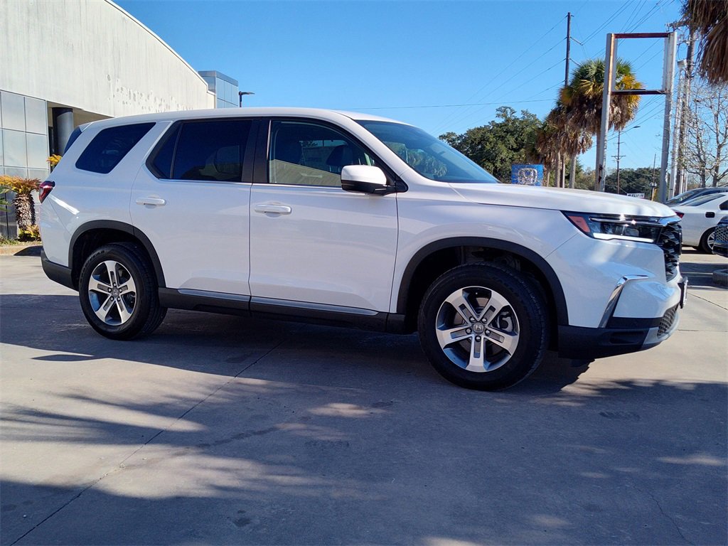 Certified 2025 Honda Pilot EX-L image 13